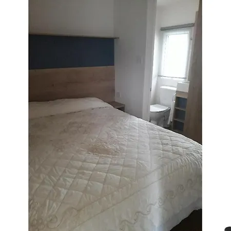 Camelot Holiday Park, Longtown, Tranquility 21 Coworth بيت للعطل